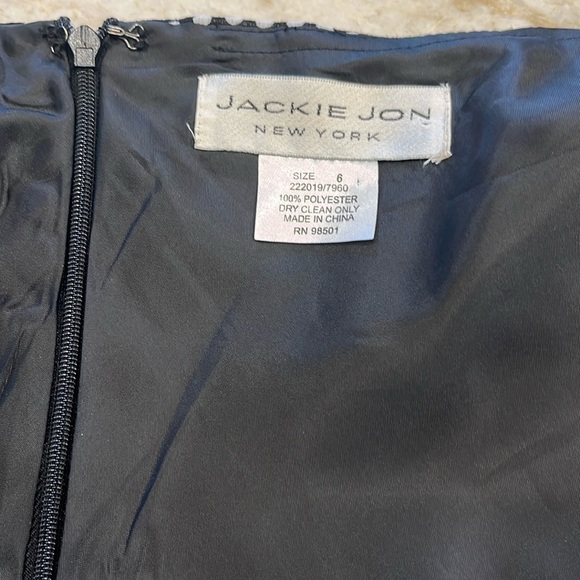 Jackie Jon | Tiered Polka Dot Pencil Skirt | Black & White | Size 6 - Picture 8 of 11